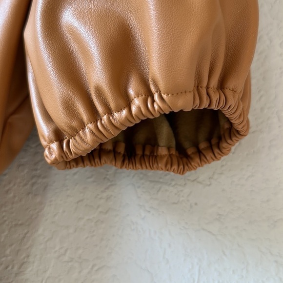 NWOT NSR Sammy Faux Leather Short Puff Sleeve Minidress In Camel Size Medium - Picture 4 of 13
